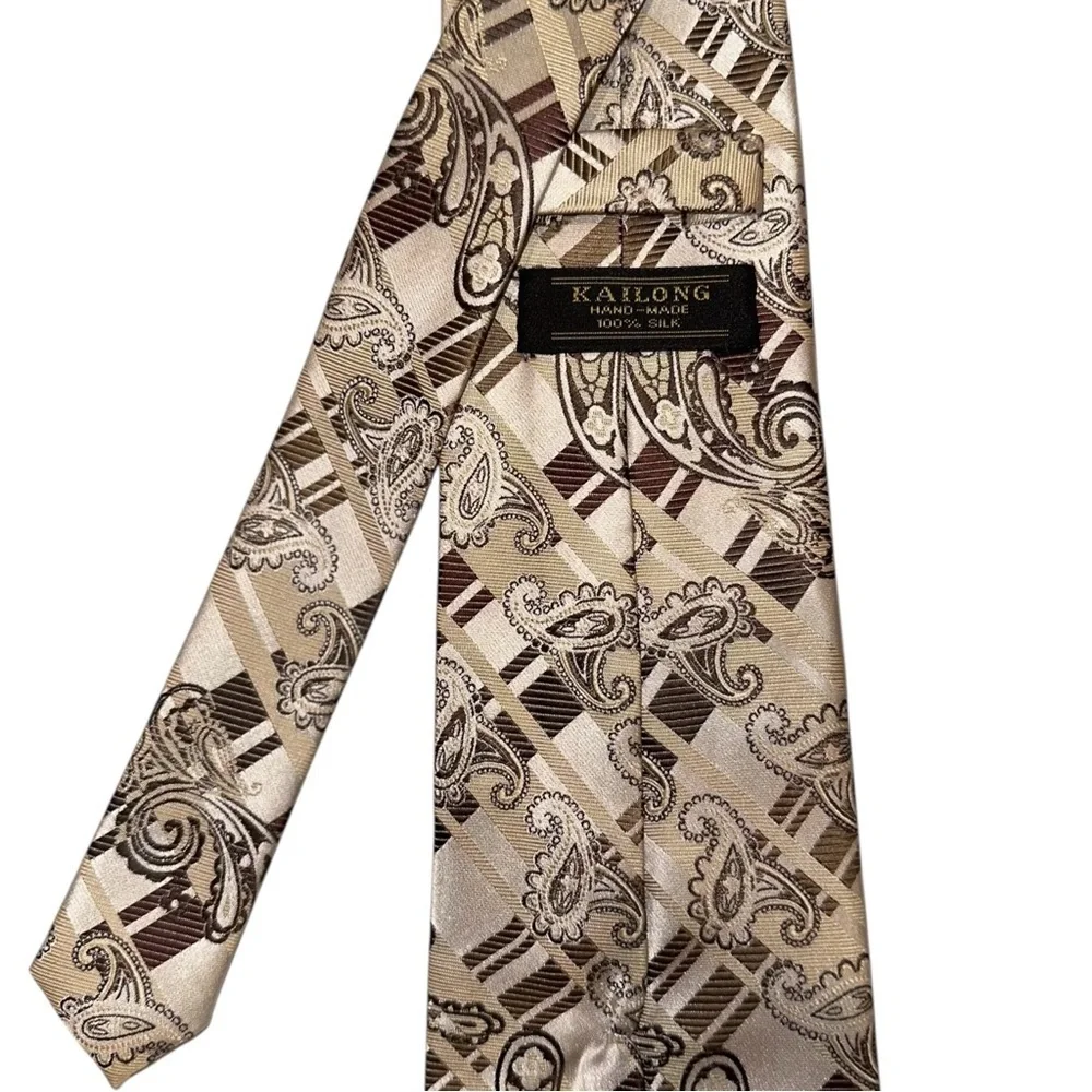Vtg Kai Long Mens Tie Handmade Silk Champagne Gold Paisley Necktie 58x3.75”